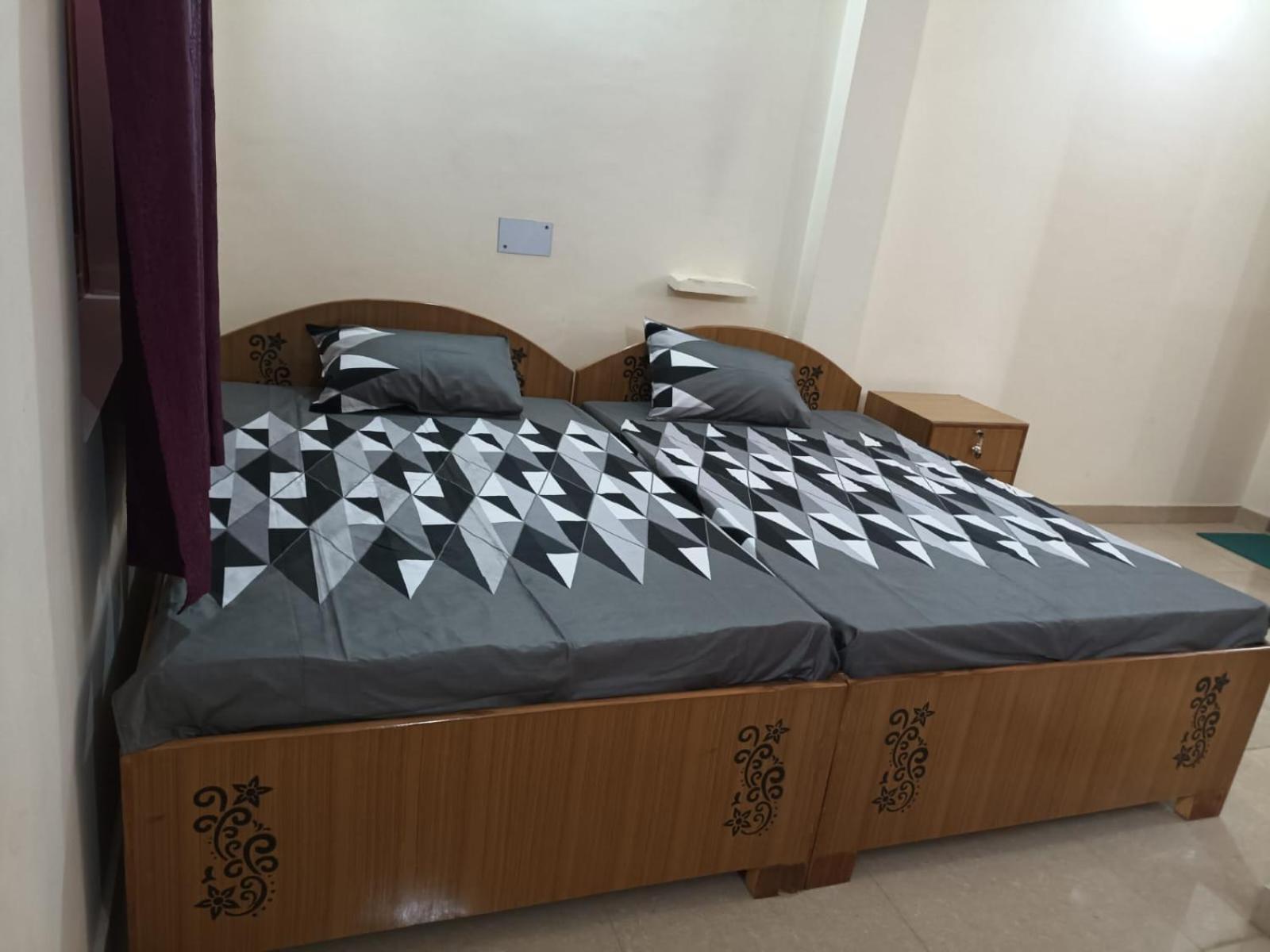 Anant Paying Guest House Ayodhya Eksteriør bilde